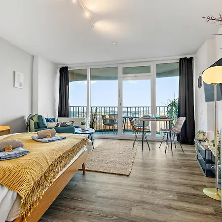 Bright - Fresh Central Studio & Skyline View Of דירה אוגסבורג